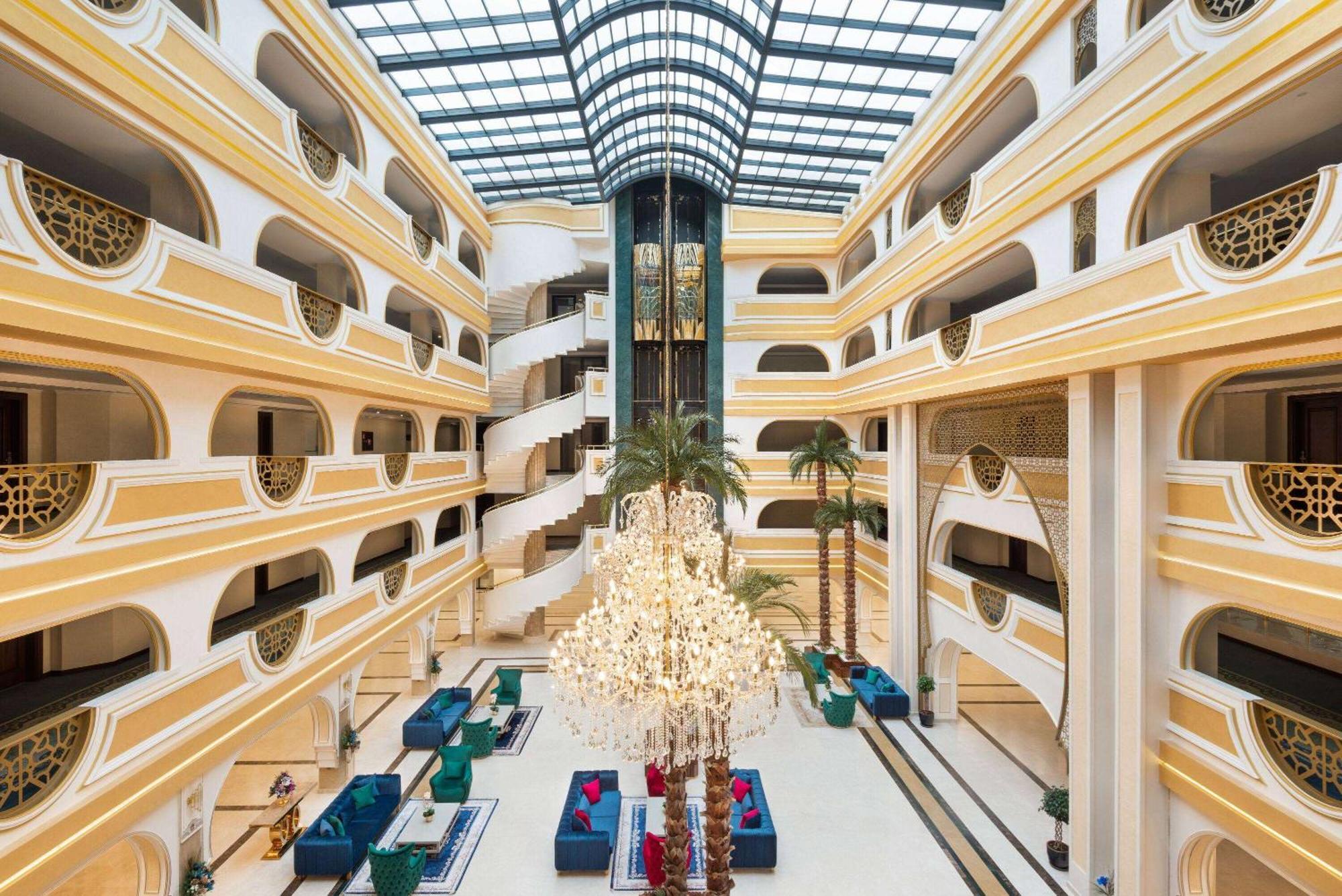 ホテル Ramada Plaza By Wyndham シリウリ エクステリア 写真